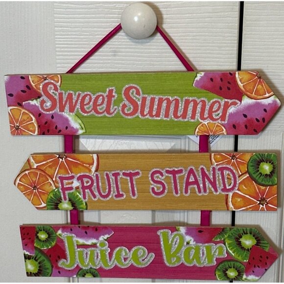 Greenbrier International, Inc. Summertime Theme Wooden Hanging Décor 12" Tall - Picture 1 of 10